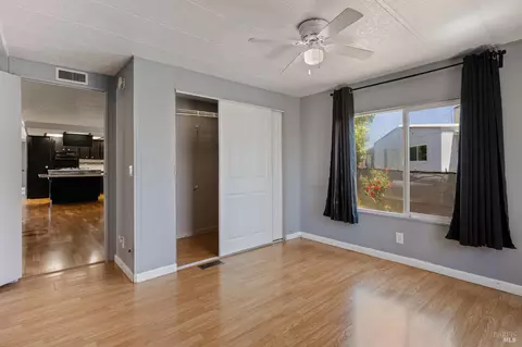 131 Chevy Chase Ct, Fairfield, CA 94533 photo 17