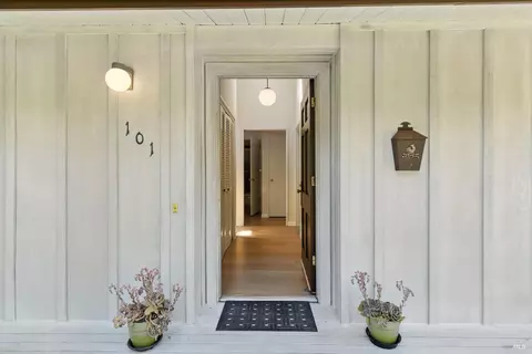 Entry Way - 101 Bothin Rd, Fairfax, CA 94930 photo 1 of 1