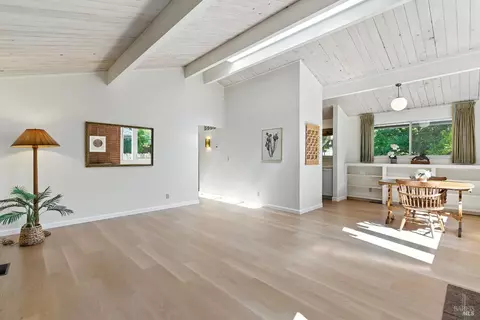 Living - 101 Bothin Rd, Fairfax, CA 94930 photo 2 of 5