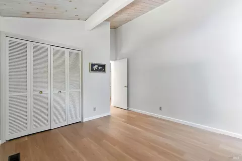 Bedroom - 101 Bothin Rd, Fairfax, CA 94930 photo 1 of 2