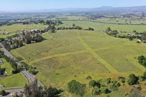 5301 S Gravenstein Hwy S, Sebastopol, CA 95472