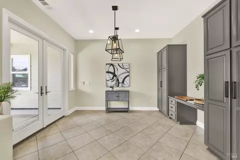 Entry Way - 4608 Orchestra Pl, Fairfield, CA 94534 photo 3 of 7