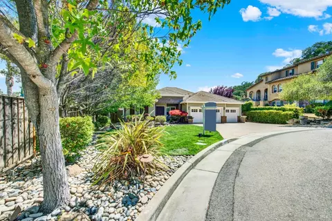 Exterior - 4608 Orchestra Pl, Fairfield, CA 94534 photo 3 of 32