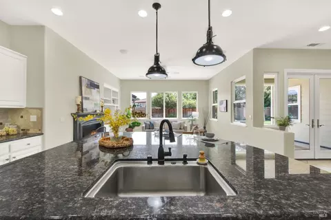 Kitchen - 4608 Orchestra Pl, Fairfield, CA 94534 photo 9 of 9