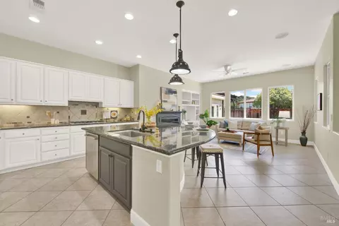 Kitchen - 4608 Orchestra Pl, Fairfield, CA 94534 photo 1 of 9