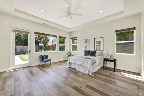 Bedroom - 4608 Orchestra Pl, Fairfield, CA 94534 photo 6 of 7