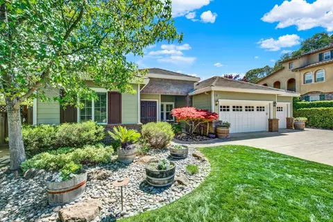 Exterior - 4608 Orchestra Pl, Fairfield, CA 94534 photo 6 of 32