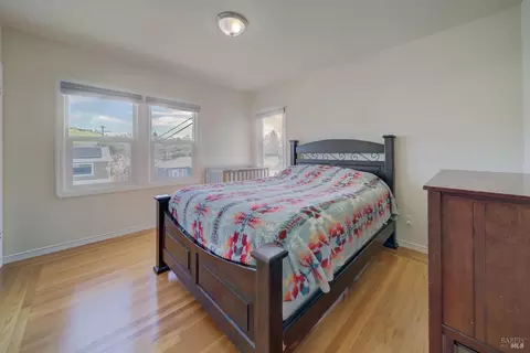 Bedroom - 161 Edgemont Ave, Vallejo, CA 94590 photo 1 of 3