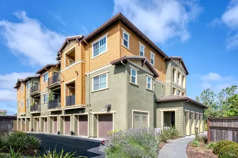 1418 Mauro Pietro Dr #301, Petaluma, CA 94954