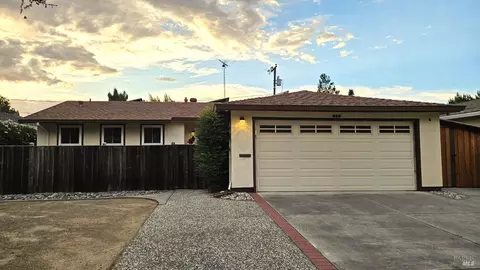 654 Lola Ln, Mountain View, CA 94040