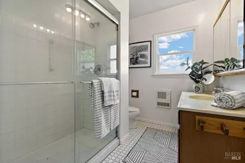 Bath - 47 Muller St, Vallejo, CA 94590 photo 1 of 3