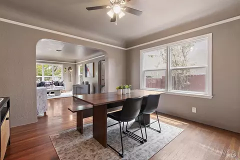 Dining - 47 Muller St, Vallejo, CA 94590 photo 3 of 7