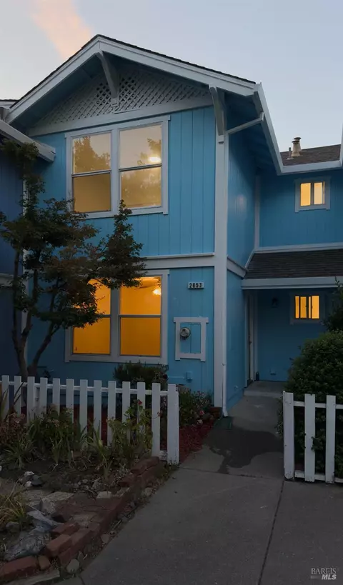 2853 Bowen St, Graton, CA 95444
