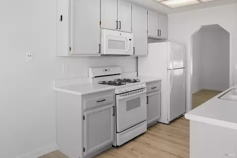 Kitchen - 6137 Amie Dr, Windsor, CA 95492 photo 3 of 3