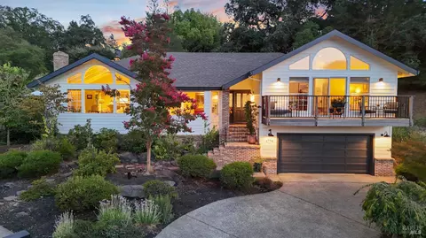 4774 Carissa Ave, Santa Rosa, CA 95405