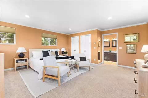 Bedroom - 10150 Los Amigos Rd, Windsor, CA 95492 photo 1 of 9