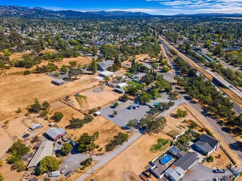 View/Area - 10150 Los Amigos Rd, Windsor, CA 95492 photo 3 of 7