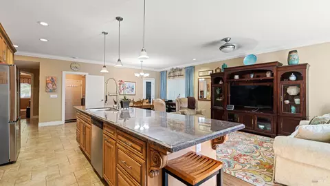 Kitchen - 703 Mustang Ct, Fairfield, CA 94533 photo 4 of 4