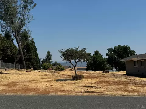 10699 Fairway Dr, Kelseyville, CA 95451
