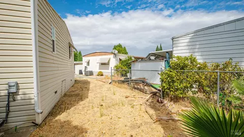 182 Lemon Tree Cir, Vacaville, CA 95687 photo 47