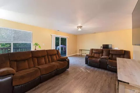 1895 Lupine Dr, Willits, CA 95490 photo 10