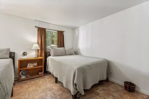Bedroom - 3500 Chinquapin Dr, Willits, CA 95490 photo 2 of 6