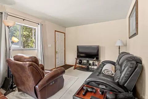 Living - 3500 Chinquapin Dr, Willits, CA 95490 photo 6 of 6