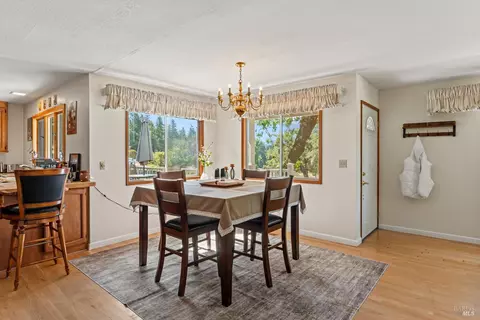 Dining - 3500 Chinquapin Dr, Willits, CA 95490 photo 1 of 1