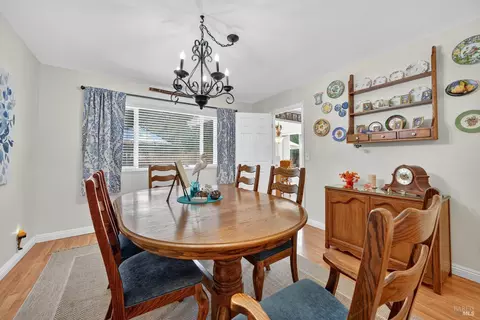 Dining - 791 Persimmon Pl, Fairfield, CA 94533 photo 2 of 7