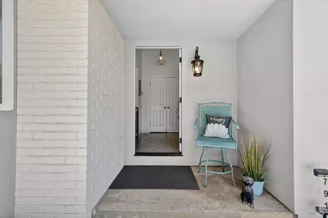 Entry Way - 791 Persimmon Pl, Fairfield, CA 94533 photo 2 of 2