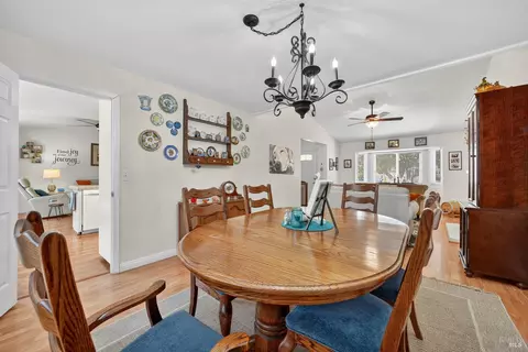 Dining - 791 Persimmon Pl, Fairfield, CA 94533 photo 3 of 7