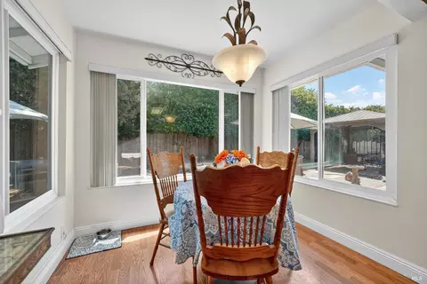 Dining - 791 Persimmon Pl, Fairfield, CA 94533 photo 6 of 7