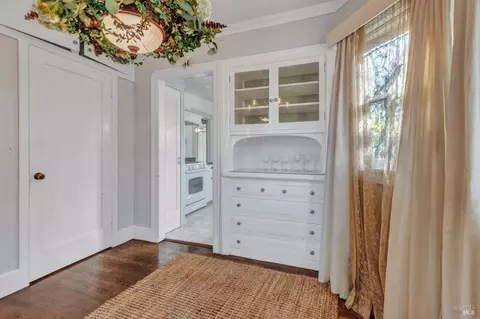 Entry Way - 1123 Ohio St, Vallejo, CA 94590 photo 1 of 1