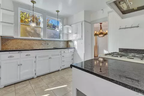 Kitchen - 1123 Ohio St, Vallejo, CA 94590 photo 2 of 4
