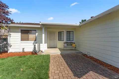 Exterior - 364 Pacer Ct, Vallejo, CA 94591 photo 1 of 5