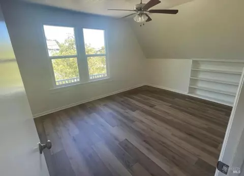 Bedroom - 927 Broadway St, Fairfield, CA 94533 photo 1 of 1