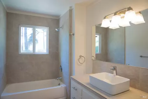 Bath - 120 Cold Springs Rd, Angwin, CA 94508 photo 1 of 2