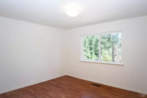 Bedroom - 120 Cold Springs Rd, Angwin, CA 94508 photo 2 of 5