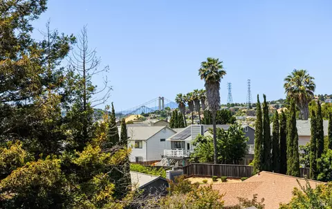 View/Area - 161 Crowsnest Ct, Vallejo, CA 94591 photo 3 of 3