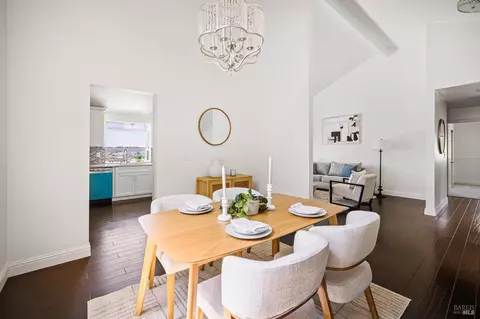 Dining - 161 Crowsnest Ct, Vallejo, CA 94591 photo 3 of 3