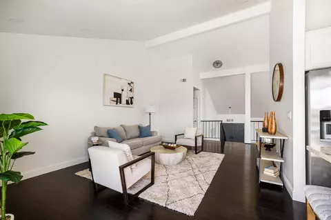 Living - 161 Crowsnest Ct, Vallejo, CA 94591 photo 7 of 7