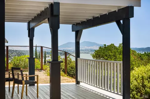 Exterior - 161 Crowsnest Ct, Vallejo, CA 94591 photo 1 of 14
