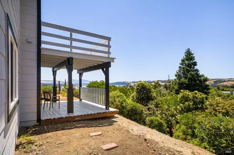 Exterior - 161 Crowsnest Ct, Vallejo, CA 94591 photo 7 of 14