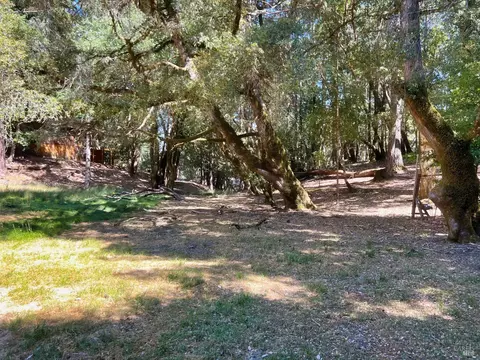 23849 Daisy Ct, Willits, CA 95490 photo 4