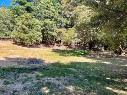 23849 Daisy Ct, Willits, CA 95490 photo 3