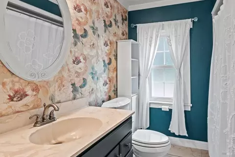 Bath - 84 School St, Willits, CA 95490 photo 1 of 4