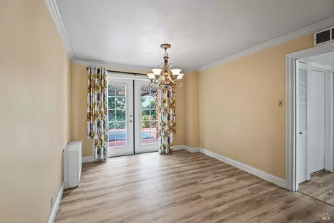 Dining - 84 School St, Willits, CA 95490 photo 1 of 1