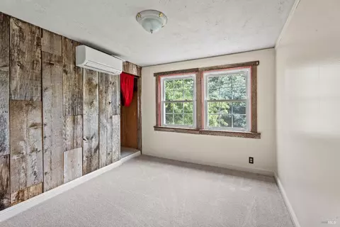 Bedroom - 84 School St, Willits, CA 95490 photo 5 of 7