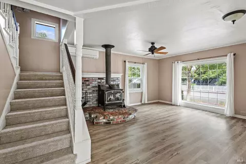 Living - 84 School St, Willits, CA 95490 photo 7 of 7