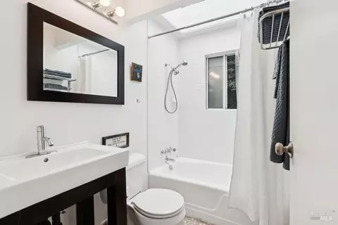 99 Glen Dr, Sausalito, CA 94965 photo 11